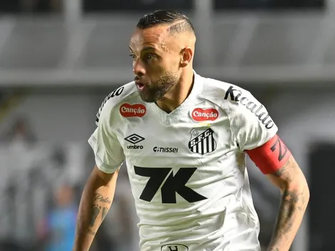 Guilherme tem atuação ruim e perde gol em derrota do Santos