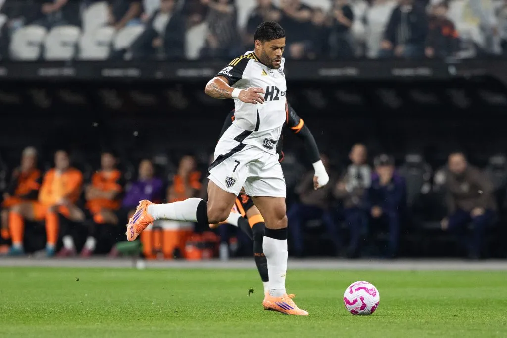 SP – SAO PAULO – 18/10/2025 – BRASILEIRO A 2025, CORINTHIANS X ATLETICO-MG – HULK jogador do Atletico-MG durante partida contra o Corinthians no estadio Arena Corinthians pelo campeonato Brasileiro A 2025. Foto: Joisel Amaral/AGIF