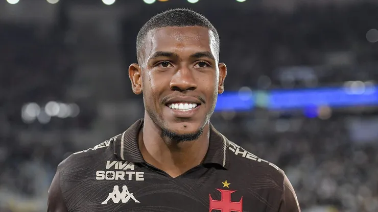 Rayan segue se destacando no Vasco.
