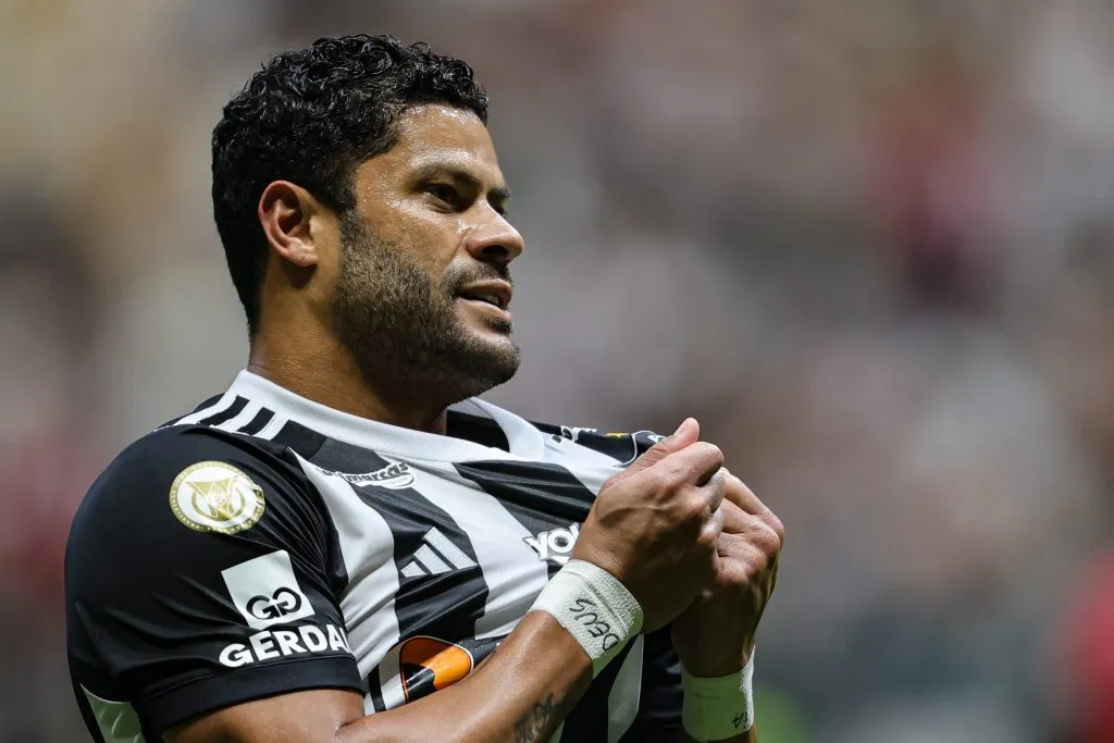 MG – BELO HORIZONTE – 22/09/2024 – BRASILEIRO A 2024, ATLETICO-MG X BRAGANTINO – Hulk jogador do Atletico-MG comemora seu gol durante partida contra o Bragantino no estadio Arena MRV pelo campeonato Brasileiro A 2024. Foto: Gilson Lobo/AGIF