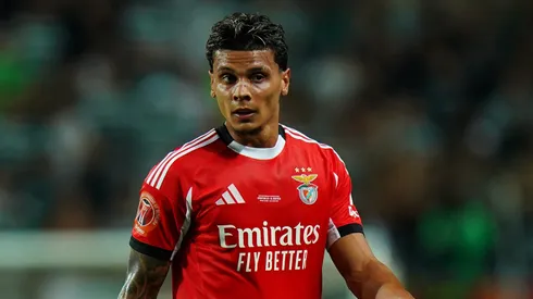 Ríos tenta reencontrar seu bom futebol dos tempos de Palmeiras no Benfica.