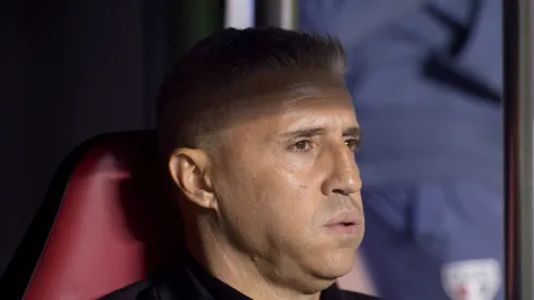 Crespo perdeu Dinenno no São Paulo.