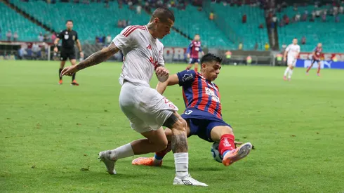 Mateo Sanabria jogador do Bahia durante partida contra o Internacional no estadio Arena Fonte Nova pelo campeonato Brasileiro A 2025. Foto: Marcio Jose/AGIF