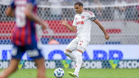 Gabriel Mercado jogador do Internacional durante partida contra o Bahia no estadio Arena Fonte Nova pelo campeonato Brasileiro A 2025. Foto: Jhony Pinho/AGIF