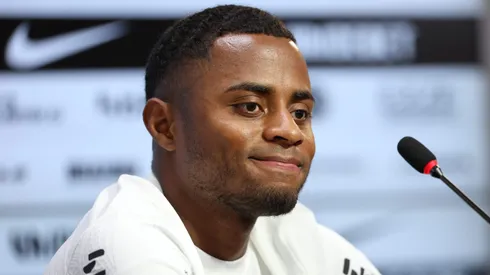 Diego Palacios durante sua apresentacao oficial como jogador do Corinthians em coletiva de imprensa realizada no CT Joaquim Grava.