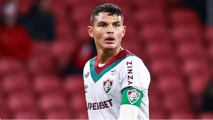 Thiago Silva em partida pelo Fluminense diante do Internacional. Foto: Maxi Franzoi/AGIF