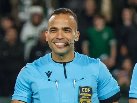 Alex Stefano apita Grêmio x Juventude