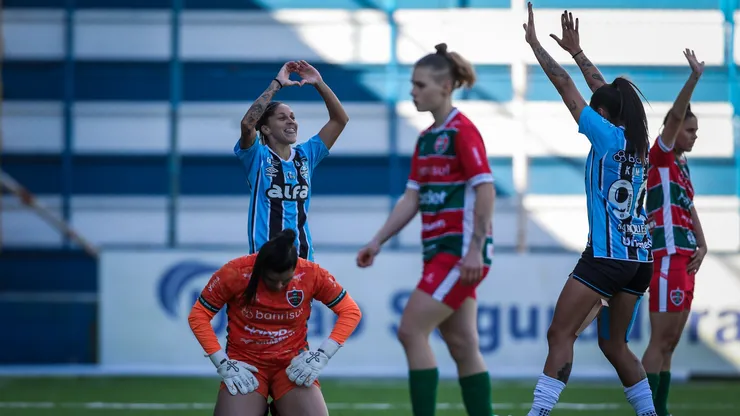 Mosqueteiras chegam para a partida como favoritas (Foto: Reprodução/ Caroline Motta/Grêmio)