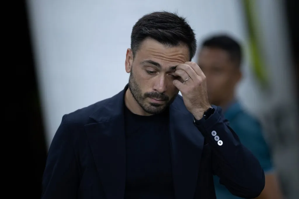 CE – FORTALEZA – 19/10/2025 – BRASILEIRO A 2025, CEARA X BOTAFOGO – davide ancelotti tecnico do Botafogo durante partida contra o Ceara no estadio Castelao pelo campeonato Brasileiro A 2025. Foto: Baggio Rodrigues/AGIF