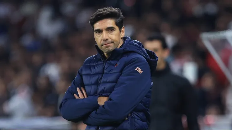 Abel revela lesão de Aníbal no Palmeiras.