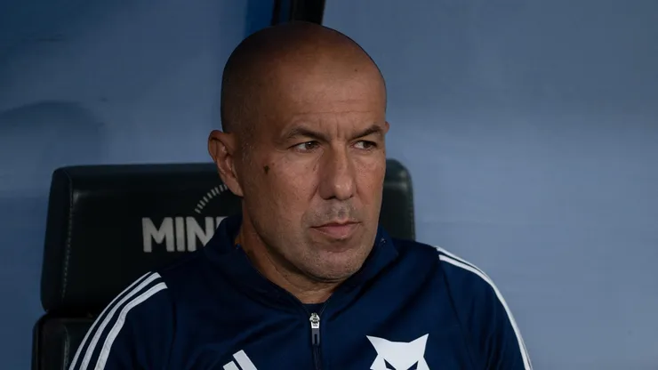 MG - BELO HORIZONTE - 21/09/2025 - BRASILEIRO A 2025, CRUZEIRO X BRAGANTINO - Leonardo Jardim tecnico do Cruzeiro durante partida contra o Bragantino no estadio Mineirao pelo campeonato Brasileiro A 2025. Foto: Alessandra Torres/AGIF