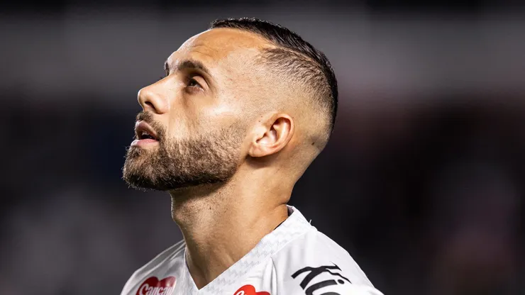 Guilherme está sendo criticado pela torcida do Santos - Foto: Raul Baretta/SFC.