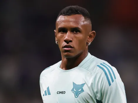 Marquinhos sofre grave lesão e só voltará a jogar pelo Cruzeiro em 2026