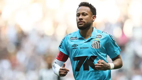 Neymar se aproxima de retorno no Santos. Foto: Gilson Lobo/AGIF