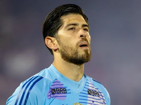 Rossi, do Flamengo, rebate declaração de Gustavo Costas, do Racing