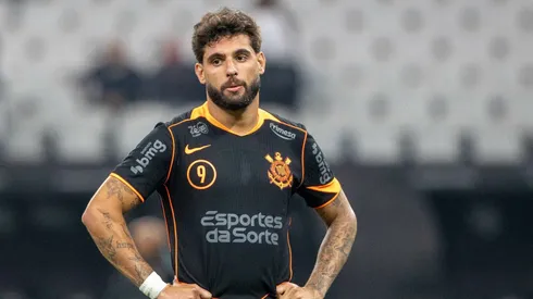 SP - SAO PAULO - 28/09/2025 - BRASILEIRO A 2025, CORINTHIANS X FLAMENGO - [YURI ALBERTO jogador do Corinthians lamenta PENALTY PERDIDO durante partida contra o Flamengo no estadio Arena Corinthians pelo campeonato Brasileiro A 2025. Foto: Joisel Amaral/AGIF