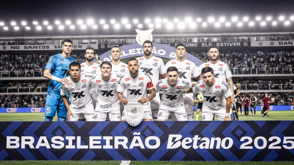 Time do Santos na Vila Belmiro. Foto: Raul Baretta/ Santos FC