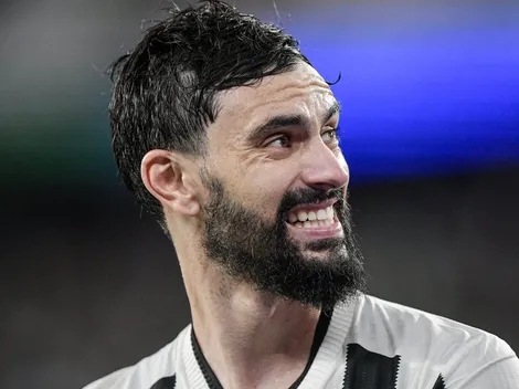 Mastriani 'fracassa' no Botafogo e deve voltar ao Athletico-PR em 2026