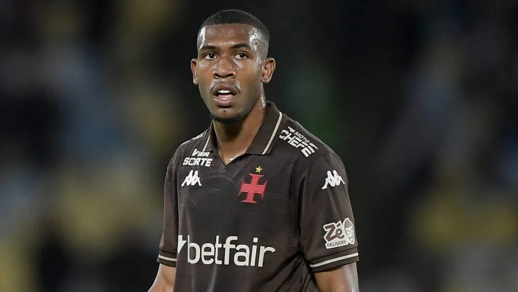 Rayan, do Vasco. Foto: Thiago Ribeiro/AGIF