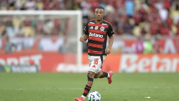 De La Cruz desfalca o Flamengo mais uma vez. Foto: Thiago Ribeiro/AGIF