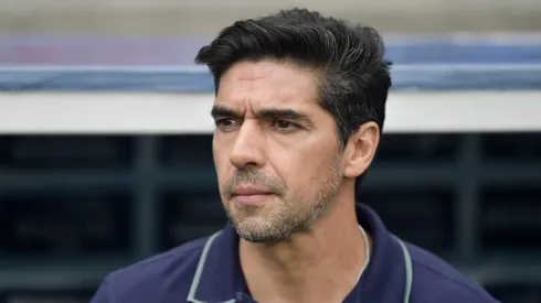 Abel Ferreira tecnico do Palmeiras durante partida contra o Flamengo no estadio Maracana pelo campeonato Brasileiro A 2025. Foto: Thiago Ribeiro/AGIF