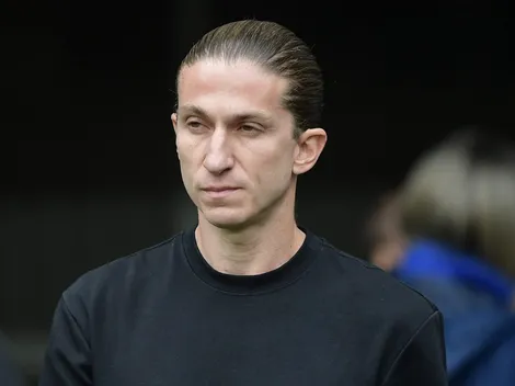 Torcida do Flamengo se revolta com Filipe Luís após derrota