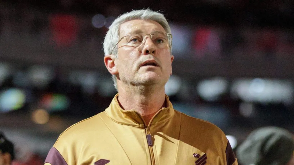 Odair Hellmann, técnico do Athletico-PR. Foto: Robson Mafra/AGIF