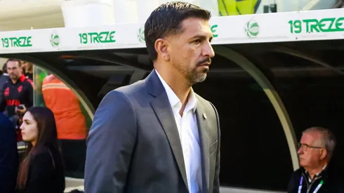 Emiliano Díaz durante confronto entre Internacional e Juventude no Brasileirão 2025.