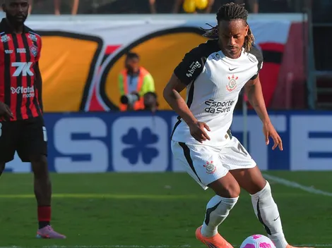 Carrillo agrada no retorno e deve ser titular contra o Grêmio