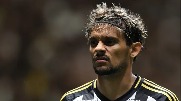 Gustavo Scarpa comete gafe no Atlético-MG
