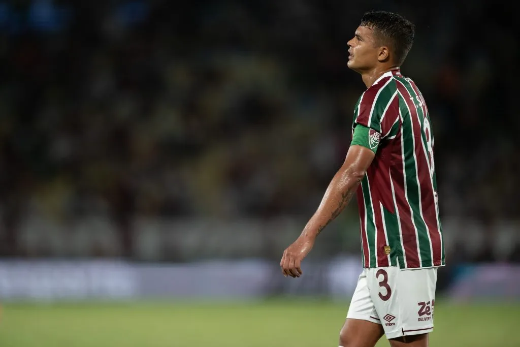 Thiago Silva em campo contra o Inter. Foto: Jorge Rodrigues/AGIF
