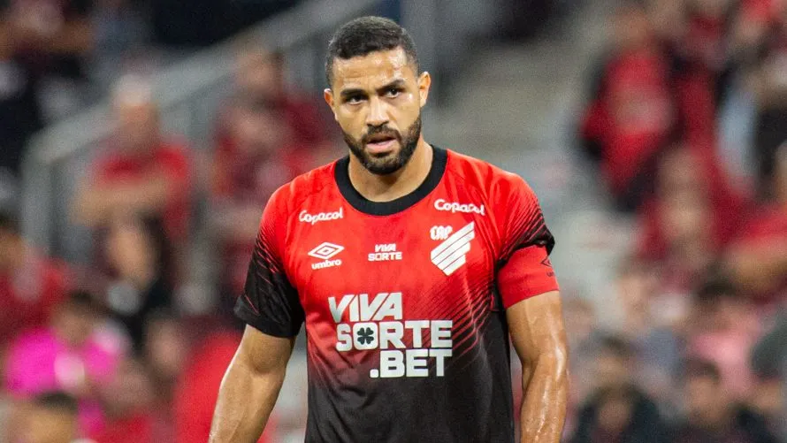 Alan Kardec, atacante do Athletico-PR. Foto: Luis Garcia/AGIF