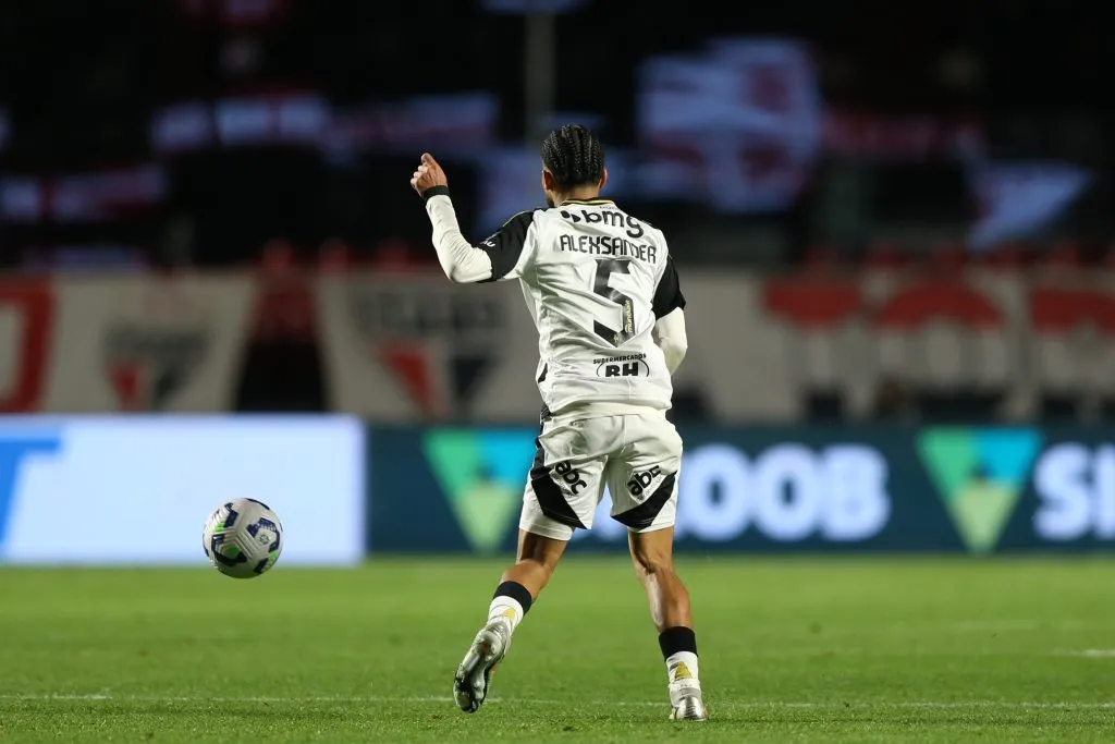 Alexsander jogador do Atletico durante a partida contra o Sao Paulo no estadio Morumbis em Sao Paulo (SP), pelo campeonato Brasileiro A 2025. Foto: Marlon Costa/AGIF