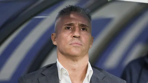 Hernan Crespo tecnico do Sao Paulo durante partida contra o Cruzeiro no estadio Mineirao pelo campeonato Brasileiro A 2025. Foto: Gilson Lobo/AGIF