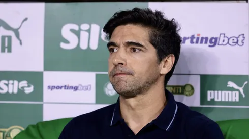 SP - SAO PAULO - 26/10/2025 - BRASILEIRO A 2025, PALMEIRAS X CRUZEIRO - Abel Ferreira tecnico do Palmeiras durante partida contra o Cruzeiro no estadio Arena Allianz Parque pelo campeonato Brasileiro A 2025. Foto: Marcello Zambrana/AGIF