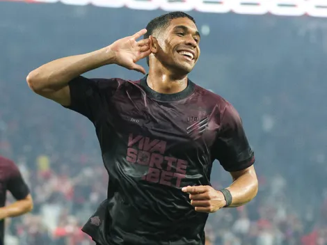 Athletico-PR volta a brigar pelo acesso e tem 18% de chances