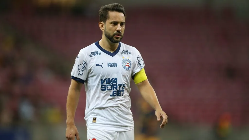 Everton Ribeiro deve voltar às opções do Bahia contra o Bragantino. Foto: AGIF