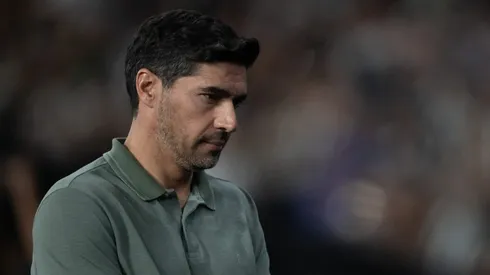 Brighton quer levar xodó de Abel no Palmeiras