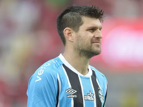 Kannemann não treina no Grêmio, mas não deve ser desfalque contra o Corinthians