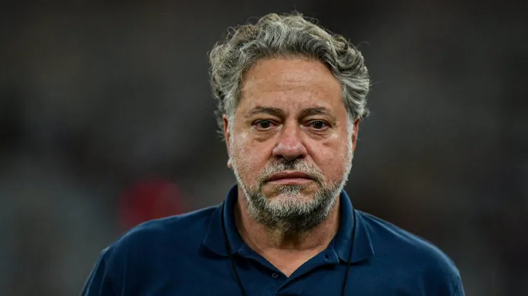 Julio Casares presidente do Sao Paulo antes da partida contra o Flamengo no estadio Maracana pelo campeonato Brasileiro A 2024. Foto: Thiago Ribeiro/AGIF
