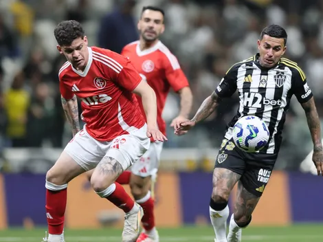 Internacional manterá os três zagueiros e falso 9 contra o Galo