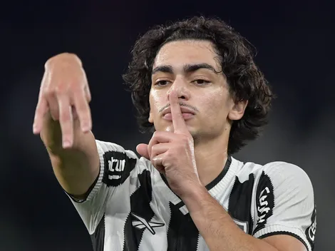 La Galaxy quer a permanência de Matheus Nascimento, do Botafogo