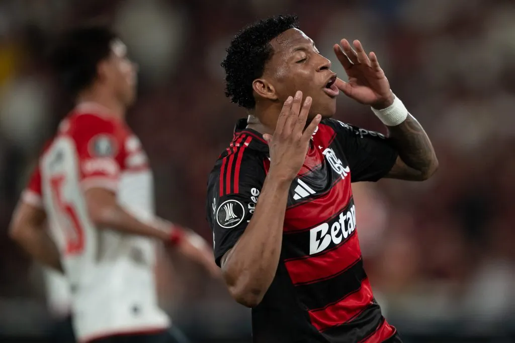 Plata pode ser punido por mais de um jogo pela Conmebol – Foto: Jorge Rodrigues/AGIF.