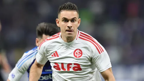 MG - BELO HORIZONTE - 23/08/2025 - BRASILEIRO A 2025, CRUZEIRO X INTERNACIONAL - Rafael Borre jogador do Internacional durante partida contra o Cruzeiro no estadio Mineirao pelo campeonato Brasileiro A 2025. Foto: Gilson Lobo/AGIF