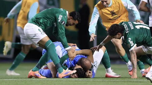 Jogadores do Palmeiras comemoram vitoria ao final da partida contra o LDU no estadio Arena Allianz Parque pelo campeonato Copa Libertadores 2025. Foto: Marcello Zambrana/AGIF