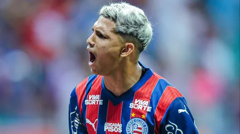 Erick Pulga durante confronto contra o Juventude no Brasileirão de 2025.