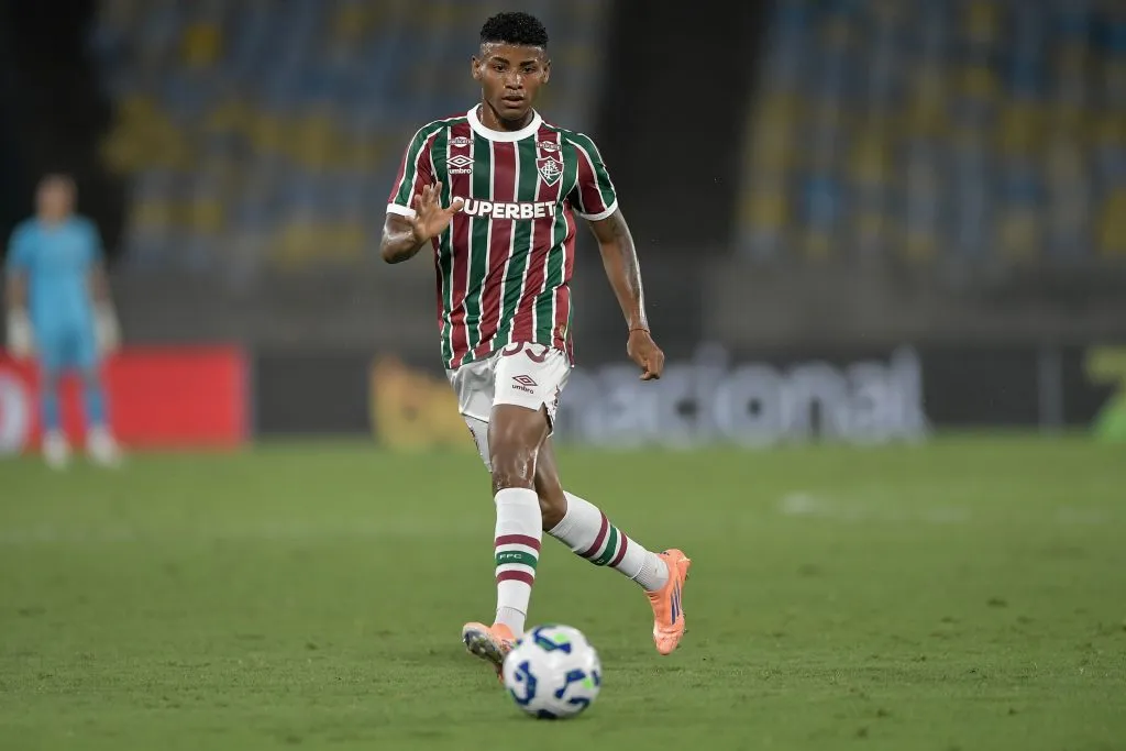 Hercules jogador do Fluminense durante partida contra o Ceara – Foto: Thiago Ribeiro/AGIF