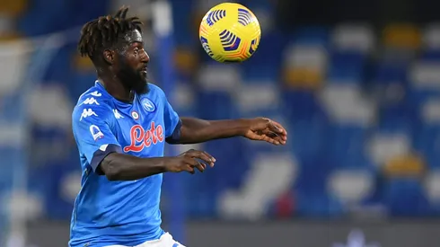 Tiémoué Bakayoko, jogador francês com passagens por Napoli, Milan e outros times europeus