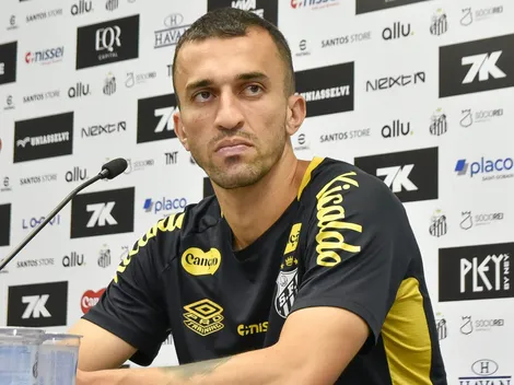 João Schmidt, do Santos, vê confronto contra o Fortaleza como uma final