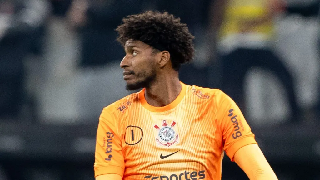 Hugo Souza, do Corinthians. Foto: Joisel Amaral/AGIF